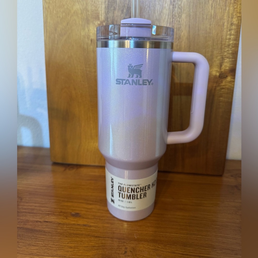 💜Stanley Aster 40 oz Quencher💜